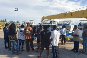 Fishermen cut off electricity at Addu factory