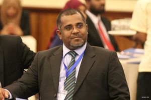 ހައިކޯޓުގެ ފަނޑިޔާރު ރައޫފް އިސްތިއުފާ ދެއްވައިފި 