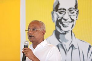 ފެށުނީއްސުރެ މަޖިލީހުން ސަރުކާރަށް ގޮންޖެހުންތައް ކުރިމަތި ކުރި: ރައީސް