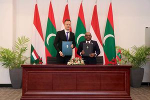 ރާއްޖެ އާއި ހަންގޭރީއާ ދެމެދު ތިން އެއްބަސްވުމެއްގައި ސޮއިކޮށްފި