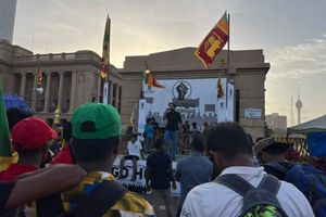 ލަންކާގައި ކުއްލި ނުރައްކަލުގެ ހާލަތު އިއުލާނުކޮށްފި