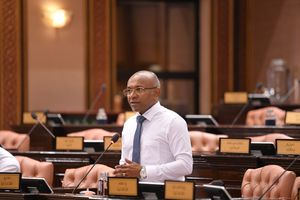 މަޖިލީހުގެ ޖަލްސާއެއް މާދަމާއަށް ތާވަލުކޮށްފި