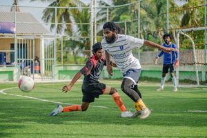 ދެއްވަދޫ އާއި ލެޖެންޑްސް ފުރިހަމަ ރެކޯޑަކާ އެކު ކުރިއަށް