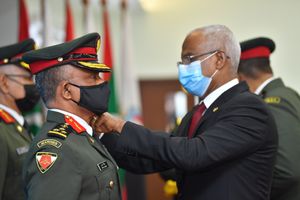 އަސްކަރީ އިންޓެލިޖެންސްގެ ވެރިއަކަށް ޒުހުރީ 