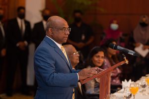 ޝާހިދު ފޮރިން މިނިސްޓަރުކަމުން ވަކިކުރަން ޖާބިރު ސުޕްރީމް ކޯޓަށް