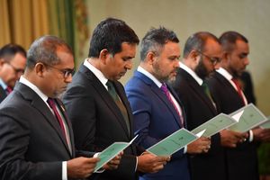 ޑރ. މުއިއްޒުގެ ކެބިނެޓުގެ މިނިސްޓަރުން ހުވާ ކުރައްވައިފި