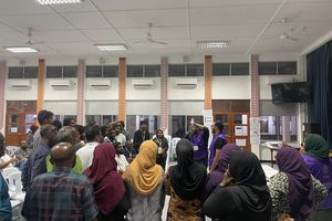 ވޯޓުތަކެއް ބާތިލު ކަމަށް ކަނޑައެޅުމުން އައްޑޫގައި ދެބަސްވުމެއް 
