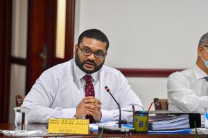 ހުލާސާކޮށް އިއްޔެ: ޖަލްސާ ބޮއިކޮޓްކުރުމާއި ގައްސާން ހާޒިރުކުރުން