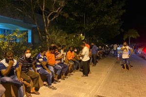 ބާރުބޮޑުކަމުން ރޯދަ ނުވީއްލައި ވެކްސިން ކިޔޫ އަށް