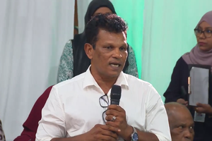 "ބަހާލި މަޝްރޫއުތައް ރާވައިގެން ހިންގާ ކޮރަޕްޝަން ކަމަށް ފެތޭ"