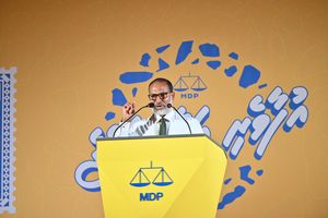 އިމްރާން ސިފަކުރި ބޮޑު މަންޒަރު: ޕީއެންސީގެ ވެރިކަމެއްގައި މުއިއްޒު ނޫނީ ޔާމީން އޮންނާނީ ޖަލުގައި