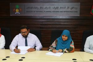 ނ. މަނަދޫ މަގުތަކުގައި ތާރު އެޅުމަށް އާރްޑީސީއާ ހަވާލުކޮށްފި 