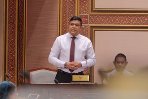 ސަރުކާރު ޓެކްސީ ލައިންގެ ހިދުމަތް ފެށޭނީ އަންނަ އަހަރު: އަމީން