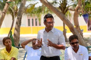 ޗެއާޕަސަނަކަށް ބޭނުންވަނީ "ސާފުތާހިރު" ކެންޑިޑޭޓެއް: ނަޝީދު