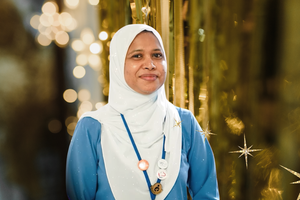 އޭޑީކޭ ހޮސްޕިޓަލުގެ އެމްޕްލޯއީ އޮފް ދަ އިޔާގެ މަގާމު އާސްތާނާއަށް