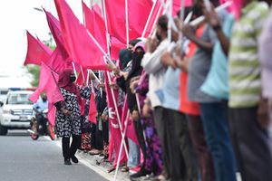 ކޯޓު ހުކުމަކާ ހުރެ ޕީޕީއެމަށް ދޭން ޖެހޭ ފައިސާއިން ބައިލައްކަ އުނިކޮށްފި