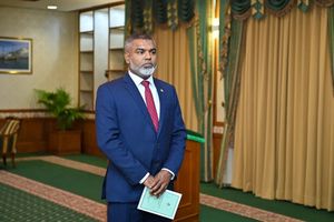 ފަނޑިޔާރު ނިޔާޒުގެ މައްސަލައެއް ބަލަން ފަށައިފި