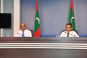 500 އަހަރުގެ ތާރީހު ނިއުޅައިގެން މައި ސުވާލަށް ޖަވާބު ނުދެވުނު