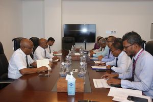 ބޭރުގައި ބަހައްޓާ ވޯޓު ފޮށިތަކާ ގުޅޭ ގޮތުން މަޝްވަރާކޮށްފި