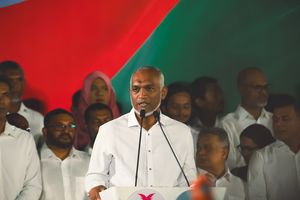 ސިޔާސީ ލީޑަރުންނަށް ރައީސް ގޮވާލެއްވީ ގައުމައިގެން ކުރިއަށްދާން