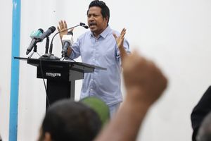 އިމްތިޔާޒް ވިދާޅުވަނީ ފެށި އިރު ވެސް ނަޝީދުގެ އަޑުނާހާ ކަމަށް