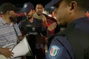 ޓެކްސީ ލައިން ހެދުމާ ދެކޮޅަށް އިހުތިޖާޖުކުރި ޑްރައިވަރުންނަށް ދައުވާ އުފުލައިފި