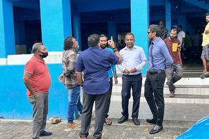 ޑްރަގް ބޭނުންކުރާތީ މަސްމާރުކޭޓު މަތި ބަންދުކޮށްފި