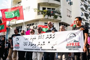 އިދިކޮޅު ލަޝްކަރު މަގުމަތީގައި؛ "ޔާމީން ނެތި އިންތިހާބު ބާއްވަން ފުރުސަތު ނުދޭނަން"