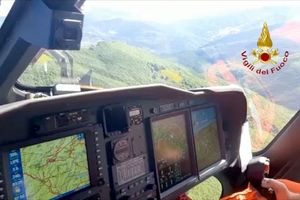 އިޓަލީގައި ހެލިކޮޕްޓަރެއް ވެއްޓި ހަތް މީހުން މަރުވެއްޖެ