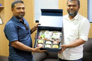 މިފްކޯއިން ސަރުކާރު ކެންޑިޑޭޓުންނަށް މަސްދަޅު ހަދިޔާކޮށްފި