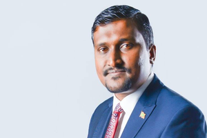 ނާޒިމްގެ ރަނިން މޭޓަކަށް ޑރ. އަދީލް