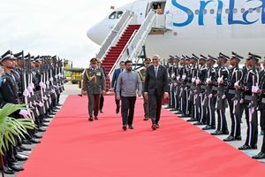 ސްރީލަންކާގެ ރައީސް ޑިސަނަޔަކެ ރާއްޖެ ވަޑައިގެންފި