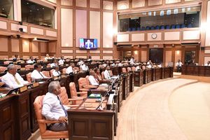 ވަޒީރުންނަށް ރުހުން ނުދީ ފަހު ދައުރު ނިންމާލައިފި