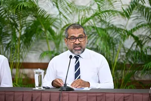 އޮމާނުގެ އިތުރުން އެހެން ގައުމަކުން ތެޔޮ ގަނެވޭތޯ ބަލަނީ 