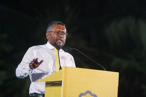 ލޭބަރުން ރެގިއުލަރައިޒް ކުރާތީ ފައްޔާޒްގެ ޝުކުރު ސަރުކާރަށް