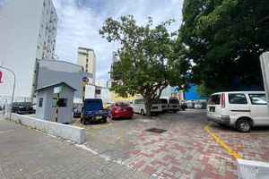 މަޖިލިސް ރައީސާއި އުއްތަމަ ފަނޑިޔާރަށް ރަސްމީ ގެކޮޅު އަޅަނީ
