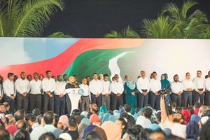 އާ މެމްބަރުން ހުވާކުރުން މެއި 28، ގައި