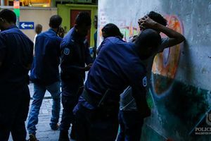 ޑްރަގު ކެފޭއެއް ހިންގަން ހުއްދަ ދިނުމުން ގޭގެ ވެރިމީހާއަށް ދައުވާކޮށްފި 