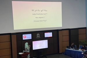 ހާރިޖީ ސިޔާސަތު ބައްޓަން ކުރާނީ ޕޯޑިއަމްތަކުގައެއް ނޫން: އާޒިމާ