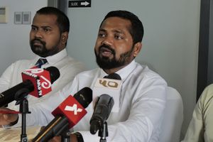 ތިން ފަނޑިޔާރުން ސަސްޕެންޑުކުރީ ގާނޫނާ ހިލާފަށް: މަހްފޫޒު