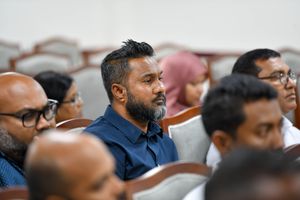 މެންބަރު ސިނާންގެ ގޮނޑީގެ މައްސަލަ ބުދަ ދުވަހަށް ތާވަލުކޮށްފި