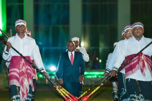 ހާރިޖީ ސިޔާސަތުގެ ދިފާއަކަށް ބޮޑު ތަކުރުފާނުގެ ނަމޫނާ