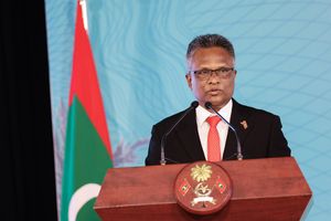މަގާމާ ހަވާލުވެ، އާޒިމް ދެންނެވީ ސިޓީގެ އިހުތިސޯސް ބޮޑުކުރަން