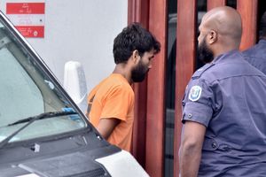 އިއްސެގެ މަރު: އިއުތިރާފުވީ ބިރު ދައްކައިގެން ކަމަށް ސުމޮން ބުންޏަސް ފުލުހުން ދޮގުކުރޭ