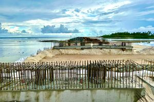 އައްޑޫގެ ބިން ހިއްކުމުގެ މަސައްކަތް ބާރު ސްޕީޑްގައި ކުރިއަށް