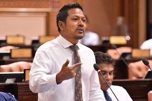 ބަރުލަމާނީ ބަދަލަށް ފަހިކުރާ ބިލު ބޭރުކޮށްލައިފި