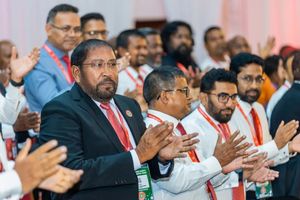 ބޭނުންވަނީ ގިނަ ބައެއްގެ ބައިވެރިވުމާއެކު ގައުމު އިސްލާހުކުރަން