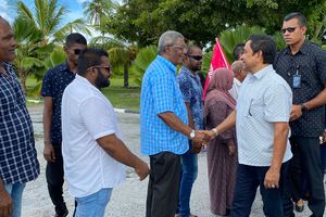 ރިޔާސީ ކެމްޕޭނަށް ޔާމީން އައްޑޫ ސިޓީއަށް ވަޑައިގެންފި