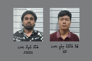 ހުޅުމާލެއަށް ޑިންގީއެއްގައި ބަނގުރާ ބާލަން އުޅުނު ދެ މީހުން ހައްޔަރުކޮށްފި