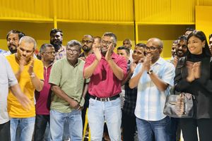 ފައްޔާޒަށް ކުރާ ތުހުމަތުތައް ބަލަން އޭނާ ގޮވާލައްވައިފި